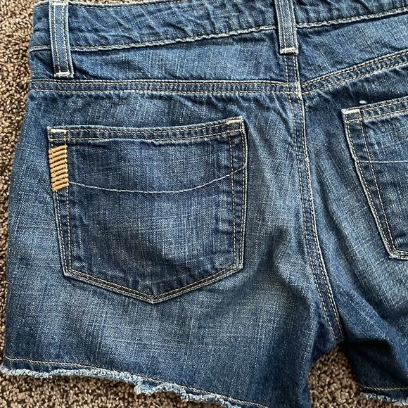 Paige‎ Silver Lake Short Low-Rise Raw Hem shorts - Picture 6 of 11